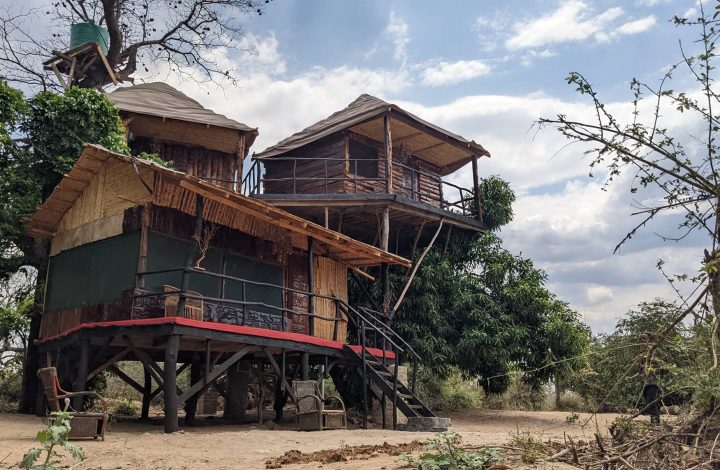 River Side Tree House Lower deck